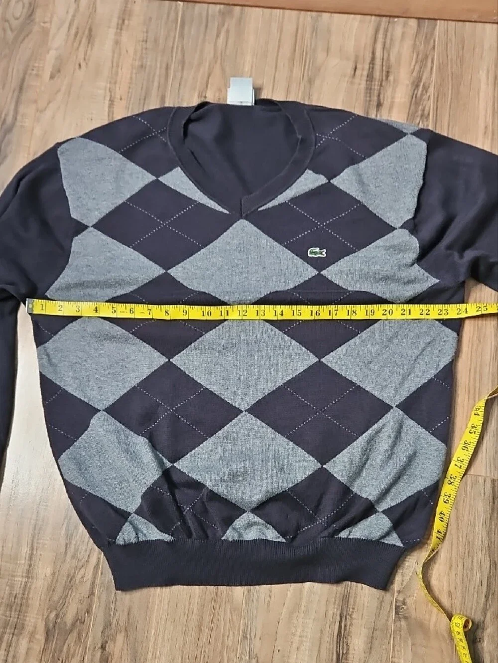 Lacoste neck argyle